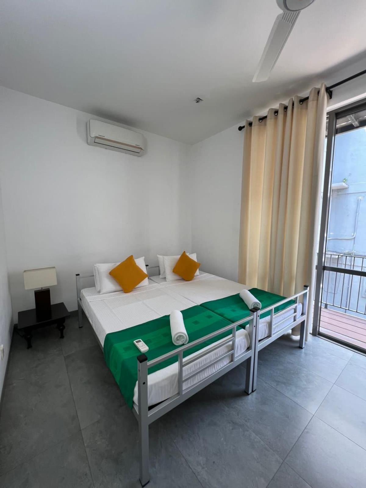 קולומבו Vibe Hostels מראה חיצוני תמונה